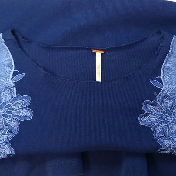 Free People Lace Shoulder Ribbed Long Sleeve Shirt Size L - Picture 6 of 8